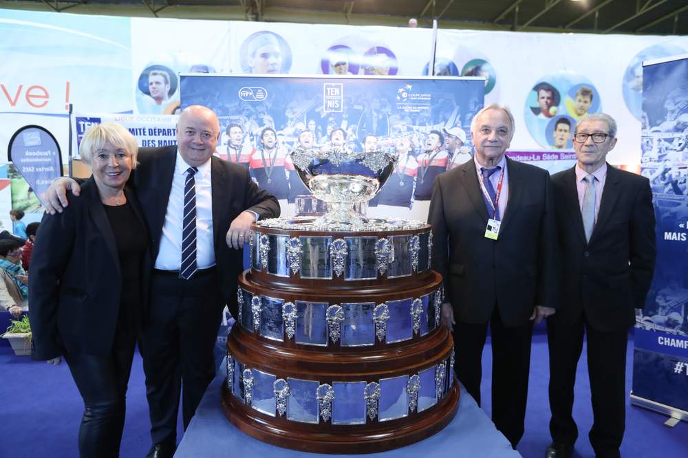 Bernard Giudicelli a emmené le trophée de la Coupe Davis avec lui à Tarbes.