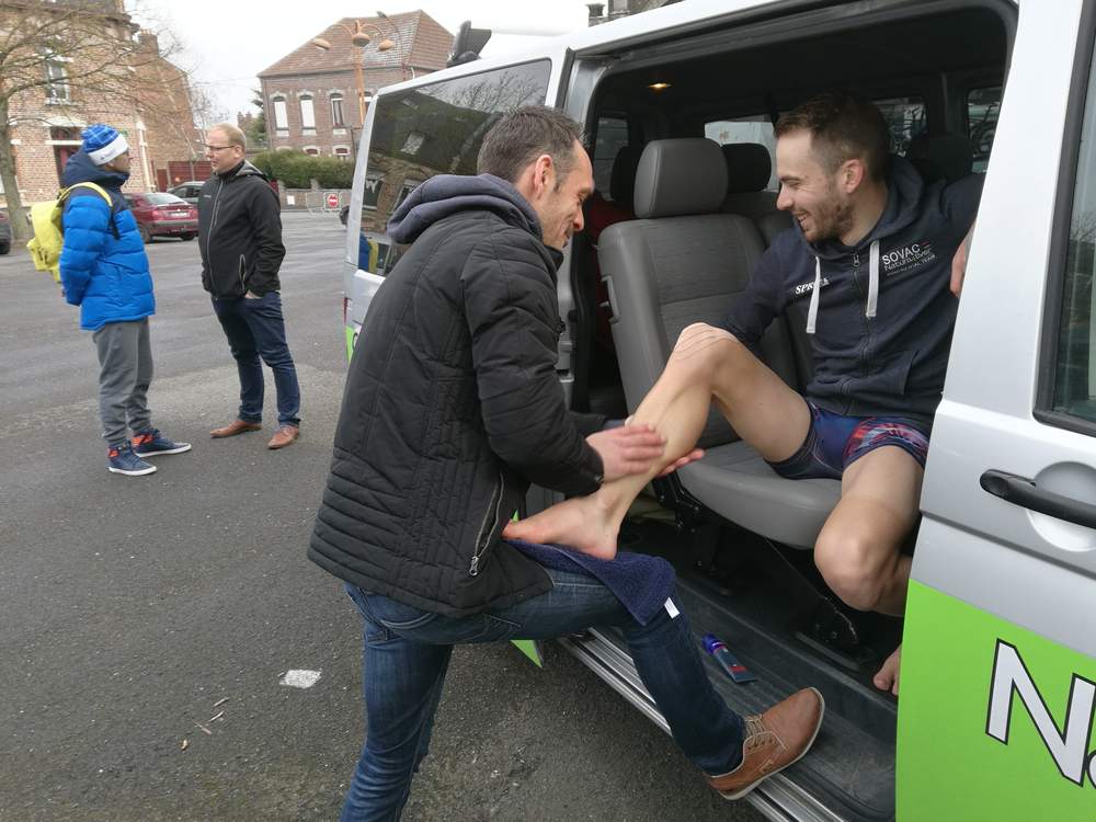 Florian Deriaux (Sovac Natura4Ever) garde le sourire malgré ce massage par 0°c.